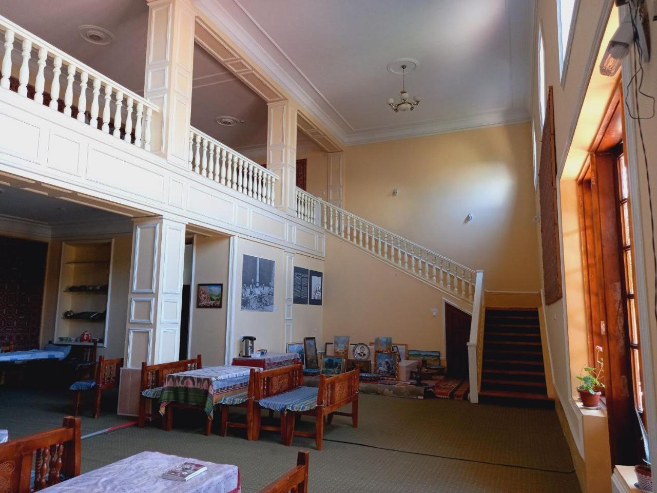 Guest House Ikathouse Marghilon Екстериор снимка